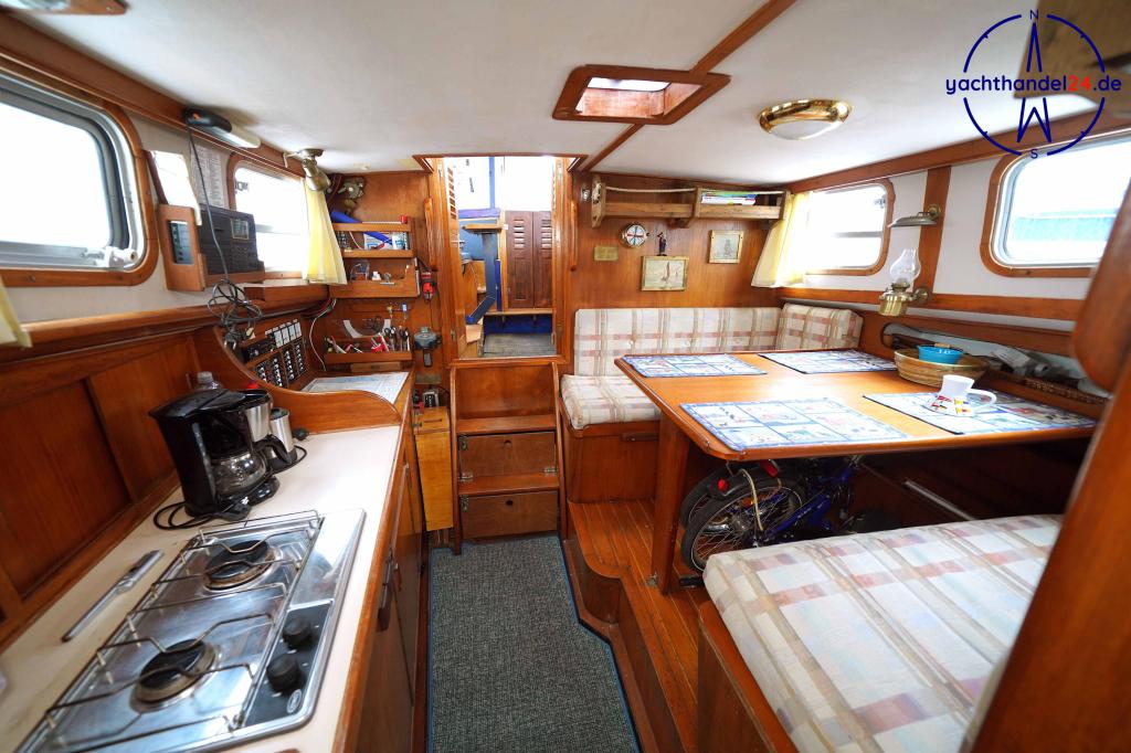 Deck der Unbekannter Hersteller One Off MS Baujahr 1975, 10.55 Meter lang, Zustand: reparaturbedürftig