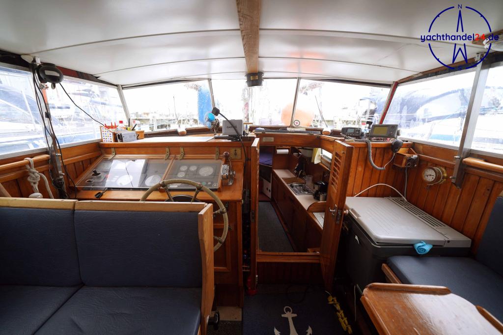 Weitere Ansicht der Unbekannter Hersteller One Off MS Baujahr 1975, 10.55 Meter lang, Zustand: reparaturbedürftig