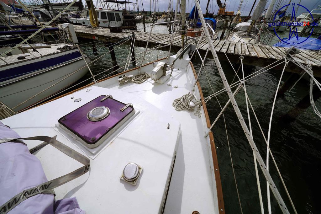 Innenansicht der Unbekannter Hersteller One Off MS Baujahr 1975, 10.55 Meter lang, Zustand: reparaturbedürftig