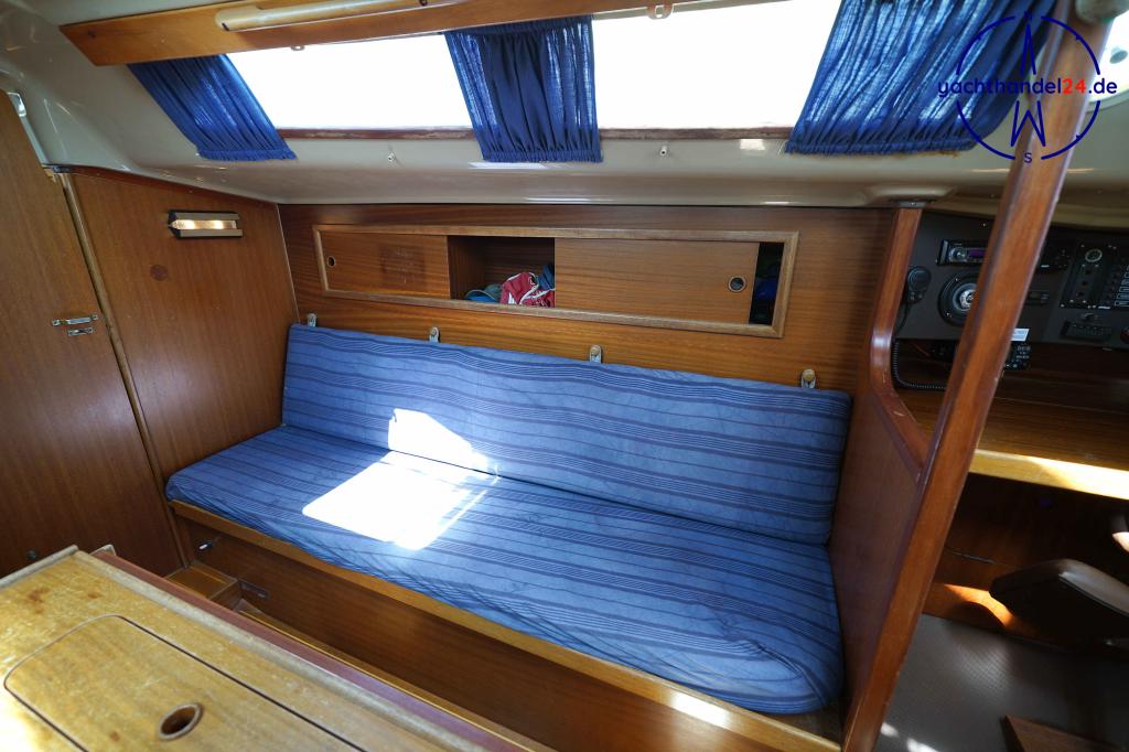 Deck der Dehler Optima 101 Baujahr 1985, 10.1 Meter lang, Zustand: gut Deck der Dehler Optima 101 Baujahr 1985, 10.1 Meter lang, Zustand: gut