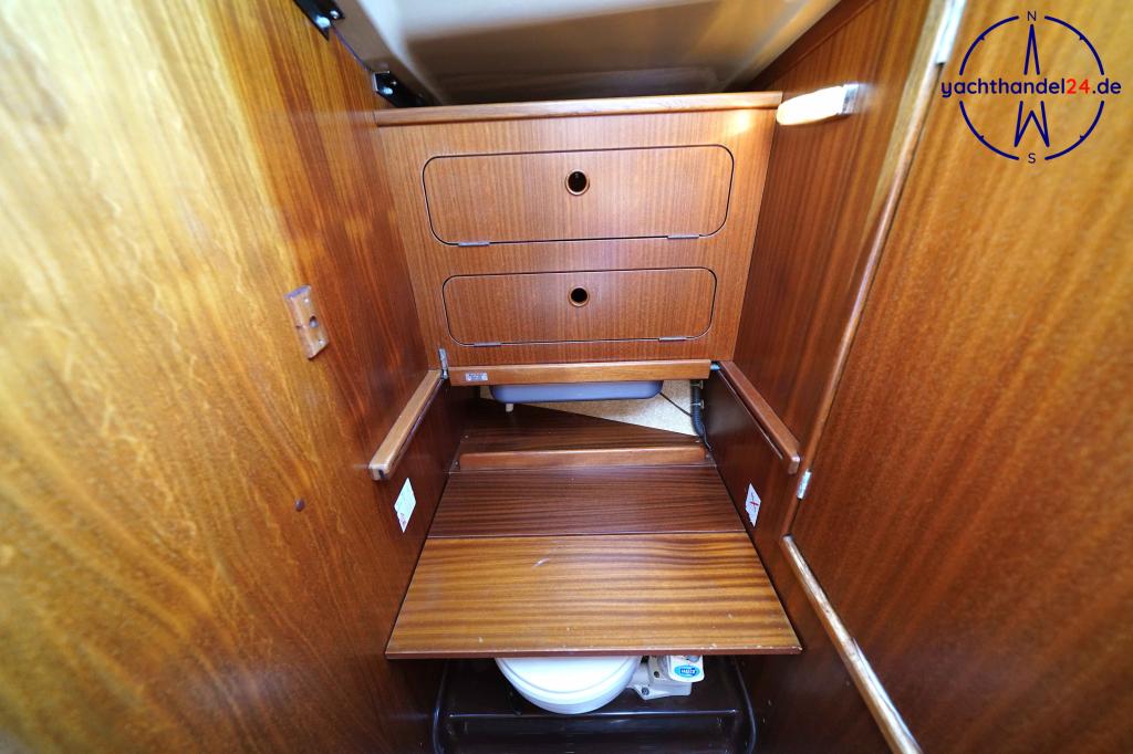 Detailansicht der Dehler Optima 101 Baujahr 1985, 10.1 Meter lang, Zustand: gut Detailansicht der Dehler Optima 101 Baujahr 1985, 10.1 Meter lang, Zustand: gut