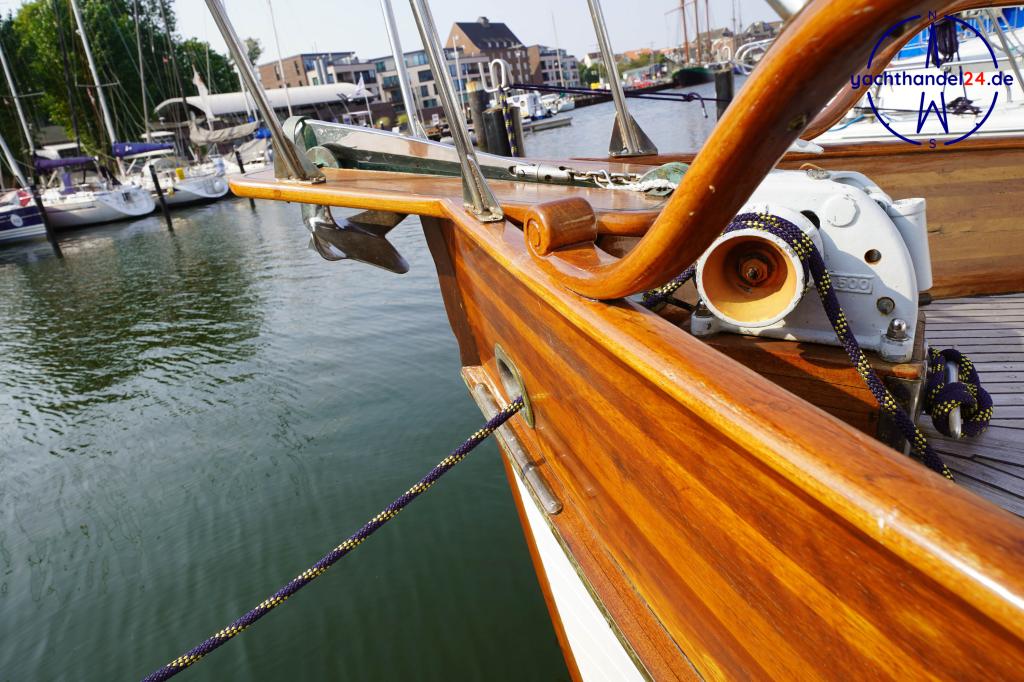 Innenansicht der American Marine Grand Banks 32 Baujahr 1971, 10.6 Meter lang, Zustand: sehr gut Innenansicht der American Marine Grand Banks 32 Baujahr 1971, 10.6 Meter lang, Zustand: sehr gut