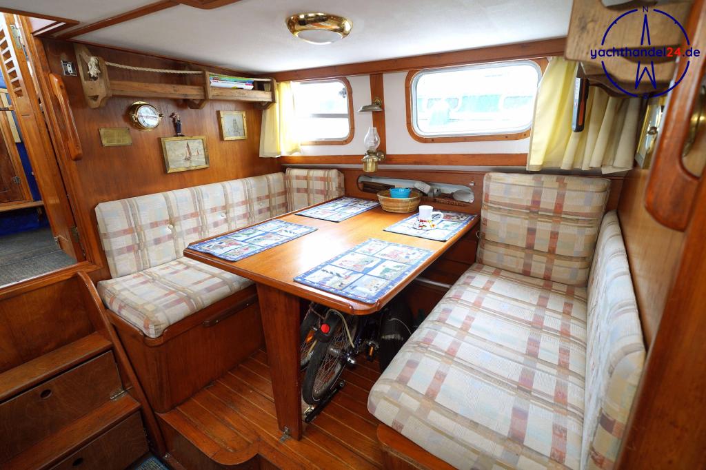 Außenansicht der Unbekannter Hersteller One Off MS Baujahr 1975, 10.55 Meter lang, Zustand: reparaturbedürftig