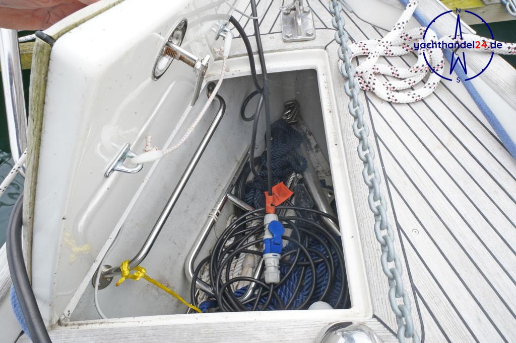 Innenansicht der Hallberg-Rassy HR 342 Baujahr 2007, 10.32 Meter lang, Zustand: sehr gut