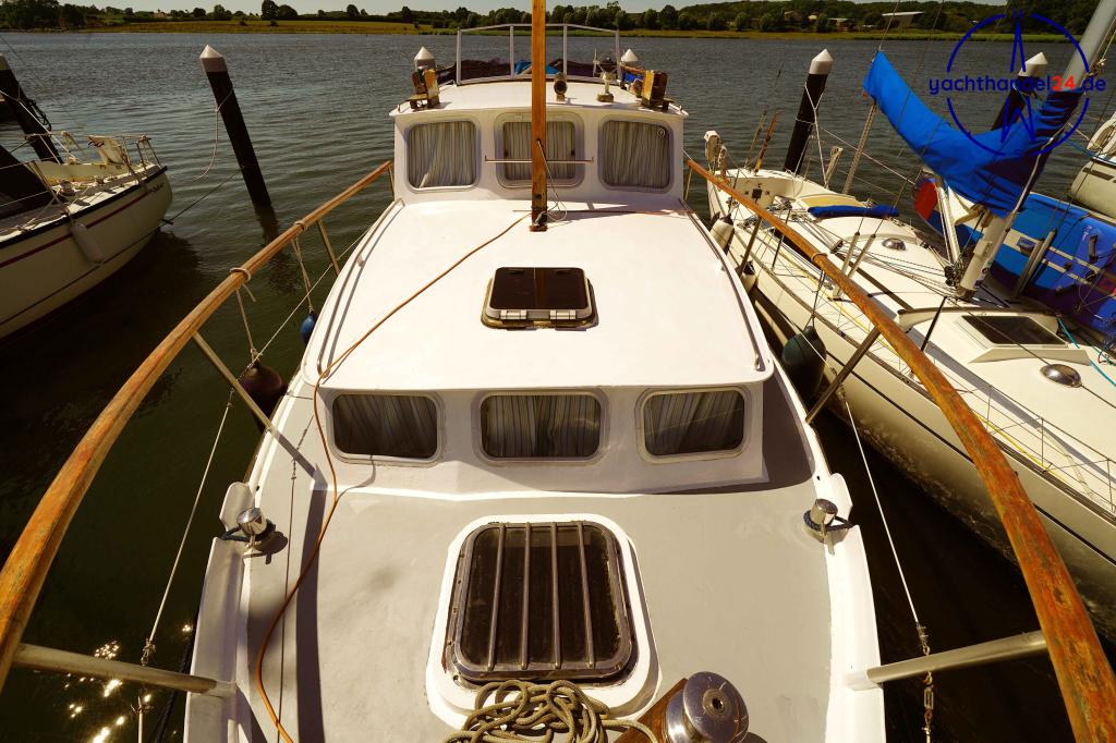 Cockpit der Unbekannter Hersteller ähnlich Pedro Yacht Baujahr 1975, 10 Meter lang, Zustand: gut Cockpit der Unbekannter Hersteller ähnlich Pedro Yacht Baujahr 1975, 10 Meter lang, Zustand: gut