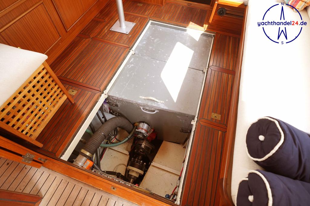 Innenansicht der Jachtwerft Doesburg Multivlet 11.00 OK Baujahr 1996, 11.15 Meter lang, Zustand: gut