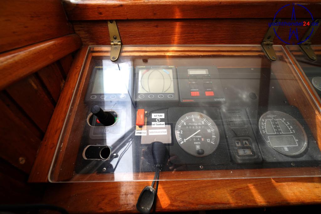 Innenansicht der Unbekannter Hersteller One Off MS Baujahr 1975, 10.55 Meter lang, Zustand: reparaturbedürftig