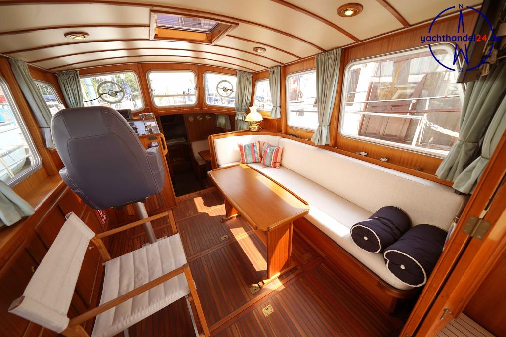 Detailansicht der Jachtwerft Doesburg Multivlet 11.00 OK Baujahr 1996, 11.15 Meter lang, Zustand: gut