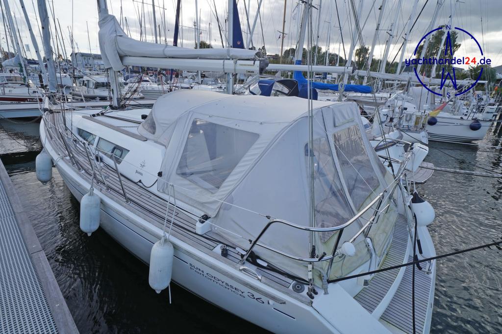 Kajüte der Jeanneau Sun Odyssey 36i Performance Baujahr 2007, 10.94 Meter lang, Zustand: sehr gut