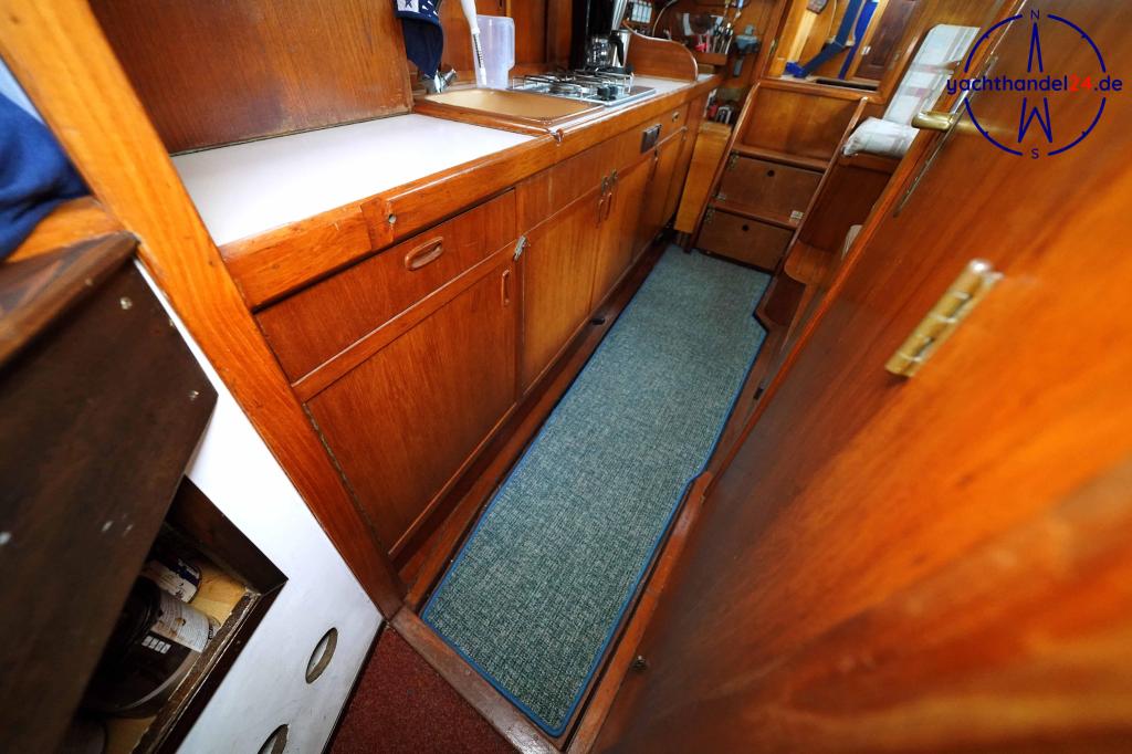 Kajüte der Unbekannter Hersteller One Off MS Baujahr 1975, 10.55 Meter lang, Zustand: reparaturbedürftig