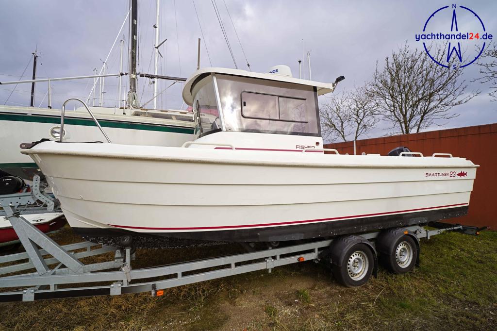 Außenansicht der Smartliner Fisher 23 Baujahr 2016, 6.9 Meter lang, Zustand: gut Außenansicht der Smartliner Fisher 23 Baujahr 2016, 6.9 Meter lang, Zustand: gut