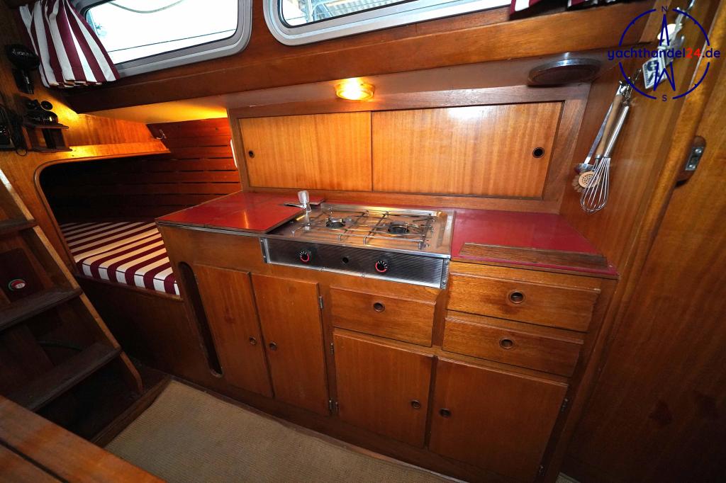 Kajüte der Henningsen &amp; Steckmest Scalar 28 Baujahr 1974, 8.6 Meter lang, Zustand: sehr gut