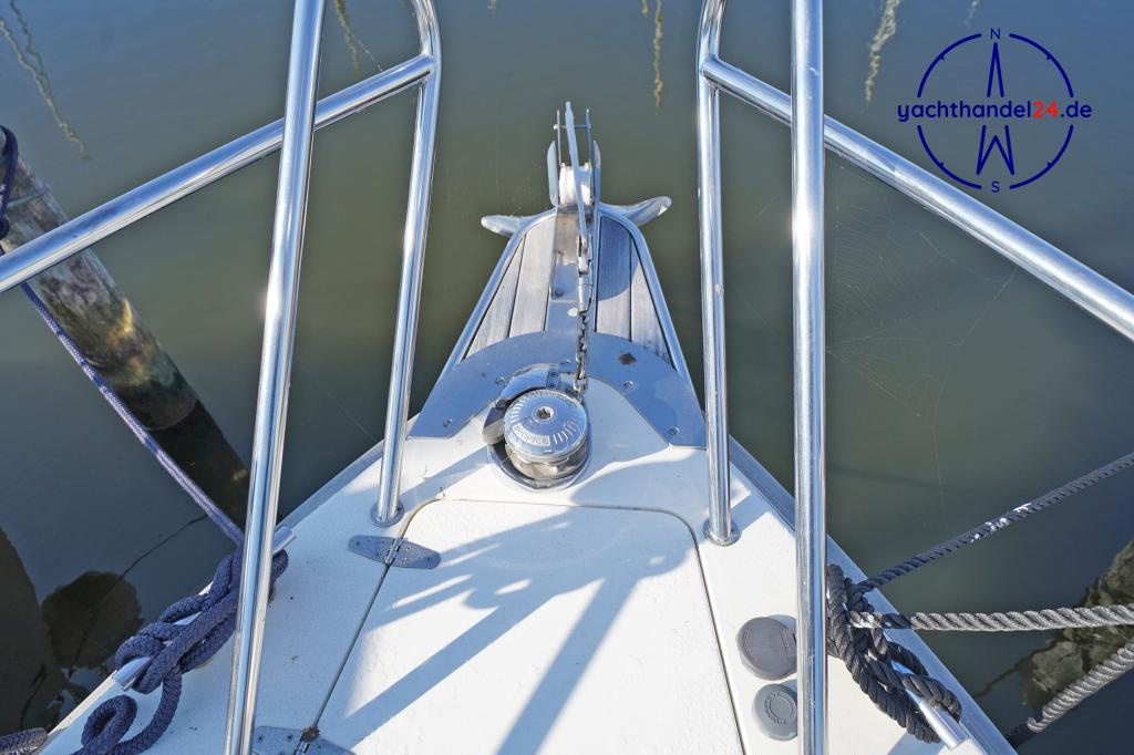 Kajüte der Aquador 28 C Baujahr 2007, 8.5 Meter lang, Zustand: sehr gut