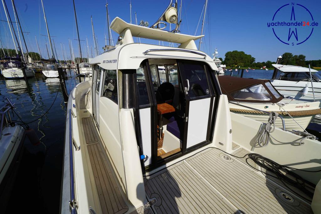 Motorraum der Askeladden 805 Commuter Baujahr 2006, 8 Meter lang, Zustand: gut