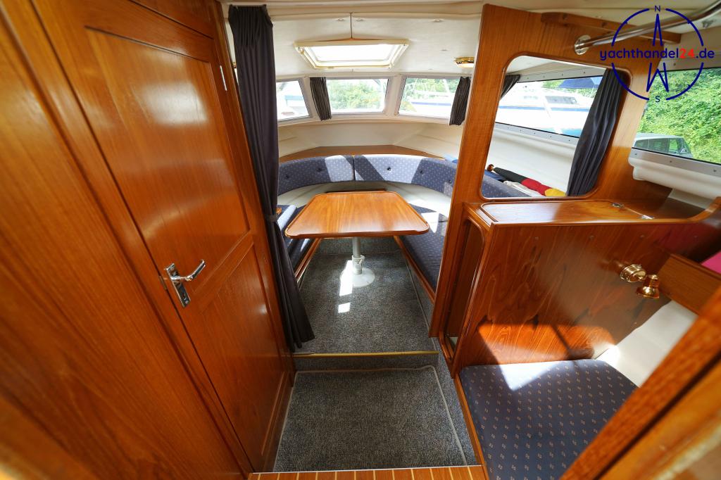 Innenansicht der Scandboats Scand 25 Classic Baujahr 2004, 7.62 Meter lang, Zustand: sehr gut Innenansicht der Scandboats Scand 25 Classic Baujahr 2004, 7.62 Meter lang, Zustand: sehr gut