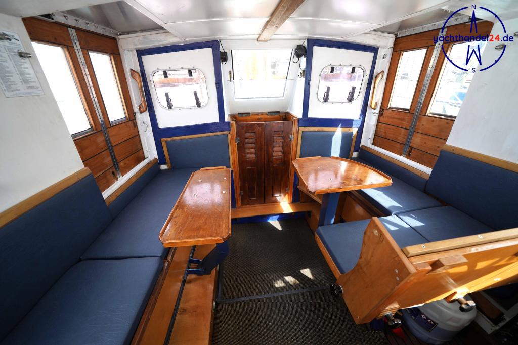 Kajüte der Unbekannter Hersteller One Off MS Baujahr 1975, 10.55 Meter lang, Zustand: reparaturbedürftig