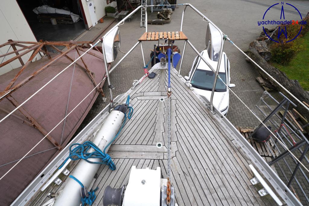 Detailansicht der Nautors Swan Nautor 39 DS Baujahr 1977, 11.98 Meter lang, Zustand: reparaturbedürftig Detailansicht der Nautors Swan Nautor 39 DS Baujahr 1977, 11.98 Meter lang, Zustand: reparaturbedürftig