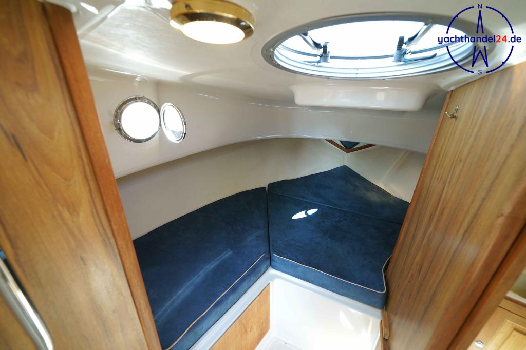 Motorraum der Askeladden 805 Commuter Baujahr 2006, 8 Meter lang, Zustand: gut