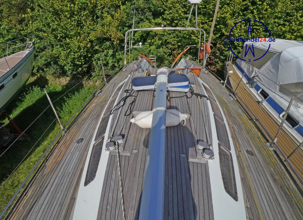 Cockpit der Waarschip 36 LD Baujahr 1992, 10.75 Meter lang, Zustand: gut Cockpit der Waarschip 36 LD Baujahr 1992, 10.75 Meter lang, Zustand: gut