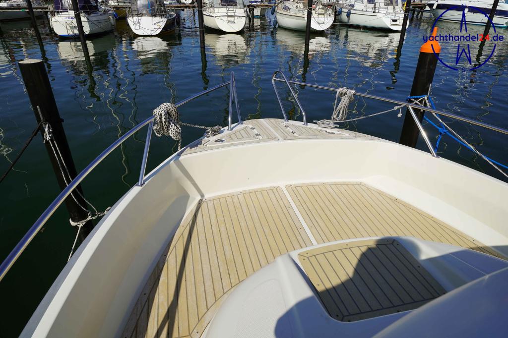 Weitere Ansicht der Askeladden 805 Commuter Baujahr 2006, 8 Meter lang, Zustand: gut