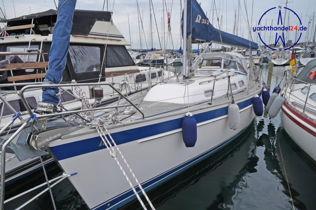 Außenansicht der Hallberg-Rassy HR 342 Baujahr 2007, 10.32 Meter lang, Zustand: sehr gut