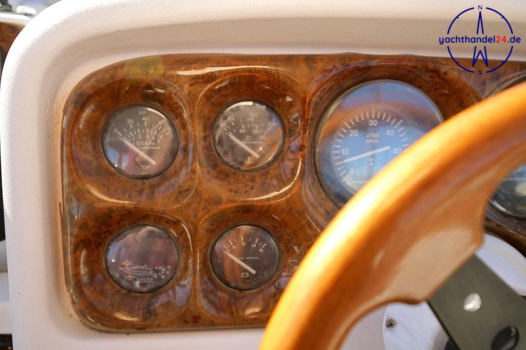 Innenansicht der Joda Monaco 310 Baujahr 1998, 9.75 Meter lang, Zustand: sehr gut Innenansicht der Joda Monaco 310 Baujahr 1998, 9.75 Meter lang, Zustand: sehr gut