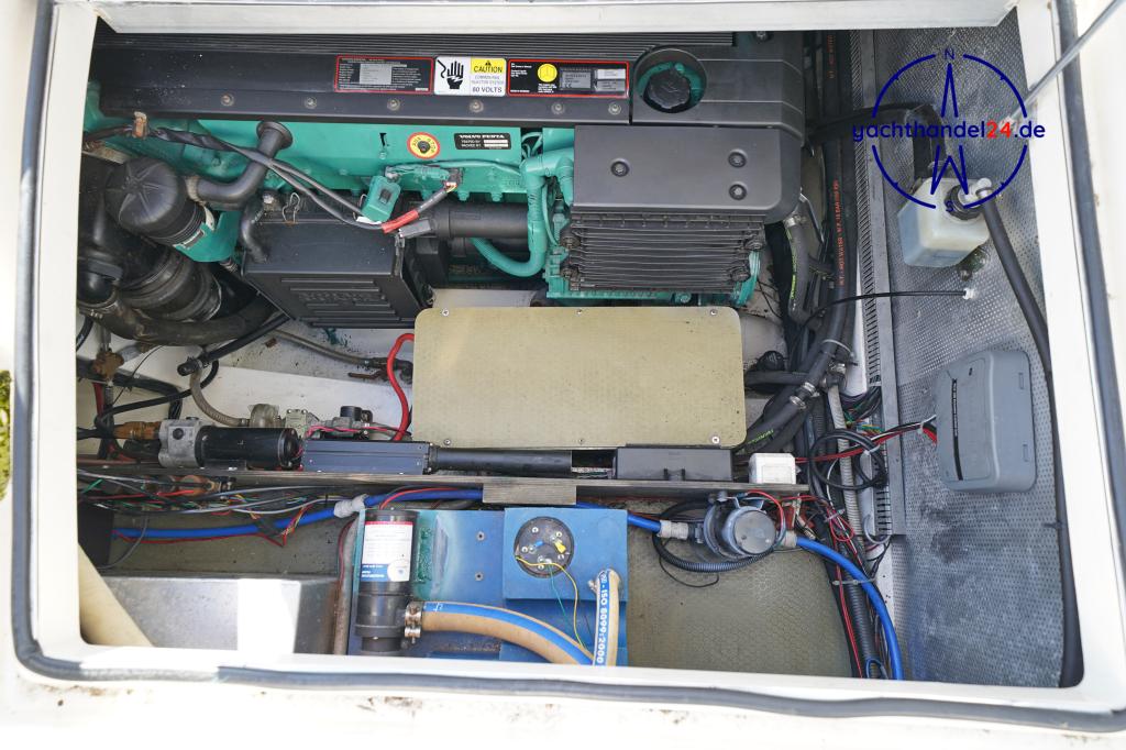 Weitere Ansicht der Aquador 28 C Baujahr 2007, 8.5 Meter lang, Zustand: sehr gut