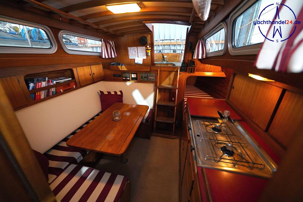 Detailansicht der Henningsen &amp; Steckmest Scalar 28 Baujahr 1974, 8.6 Meter lang, Zustand: sehr gut