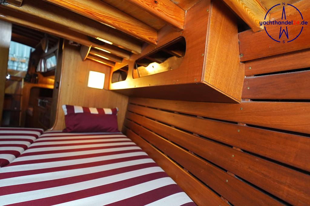 Deck der Henningsen &amp; Steckmest Scalar 28 Baujahr 1974, 8.6 Meter lang, Zustand: sehr gut