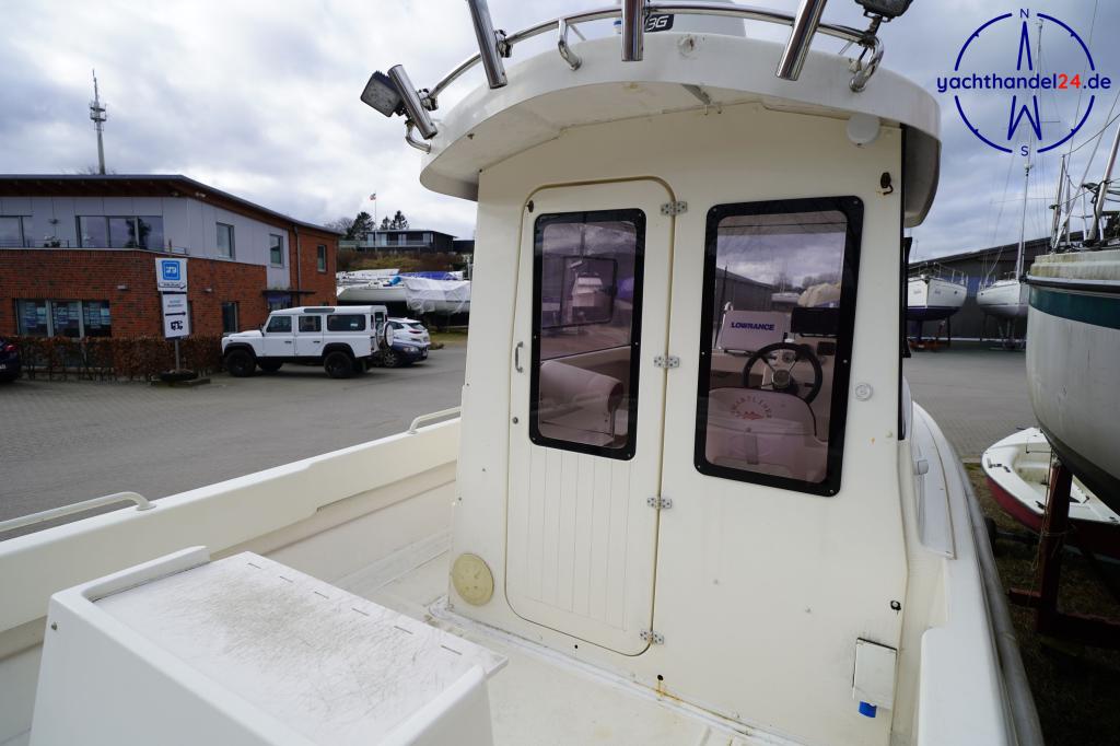 Detailansicht der Smartliner Fisher 23 Baujahr 2016, 6.9 Meter lang, Zustand: gut Detailansicht der Smartliner Fisher 23 Baujahr 2016, 6.9 Meter lang, Zustand: gut