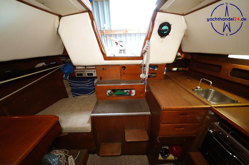Cockpit der Verlvale Verl 900 Baujahr 1976, 9.28 Meter lang, Zustand: gut Cockpit der Verlvale Verl 900 Baujahr 1976, 9.28 Meter lang, Zustand: gut