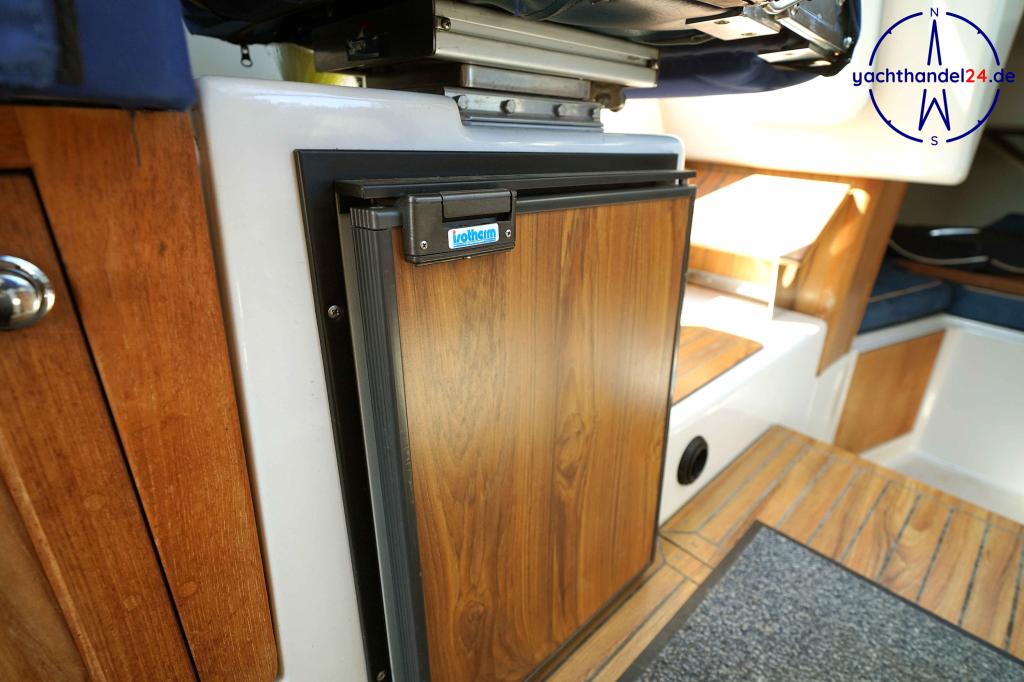 Innenansicht der Askeladden 805 Commuter Baujahr 2006, 8 Meter lang, Zustand: gut