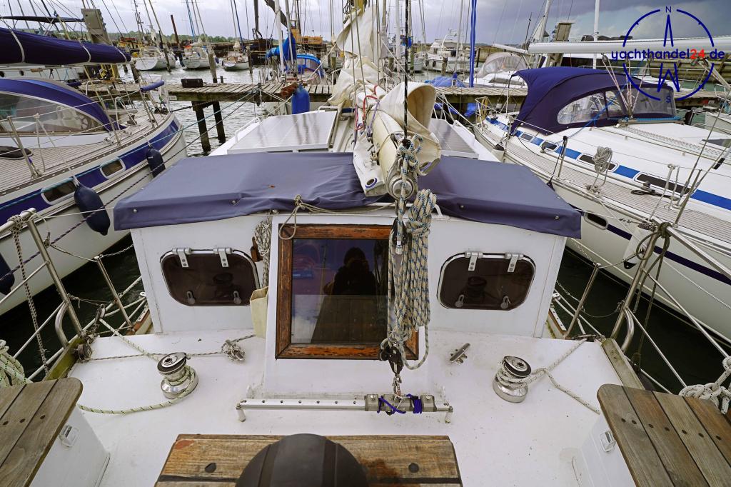 Motorraum der Unbekannter Hersteller One Off MS Baujahr 1975, 10.55 Meter lang, Zustand: reparaturbedürftig