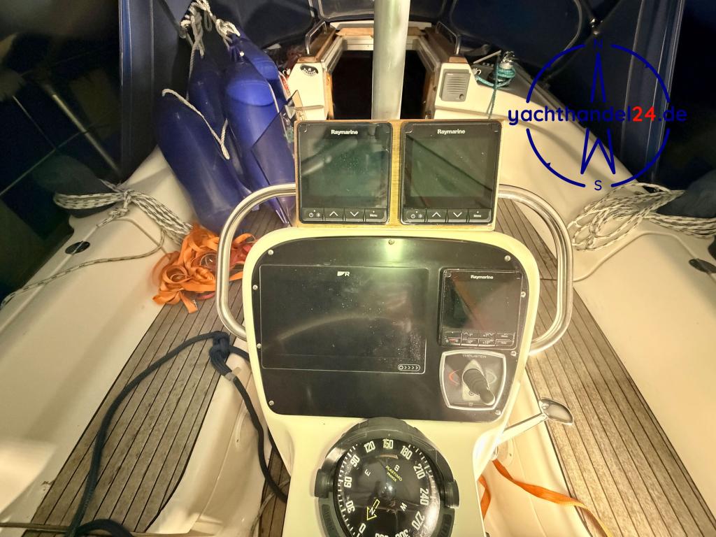 Kajüte der Bavaria 36 Baujahr 2002, 11.4 Meter lang, Zustand: gut